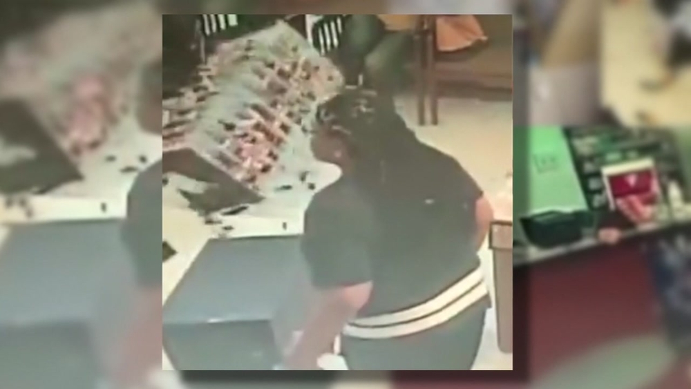 Woman goes on wild rampage in nail salon