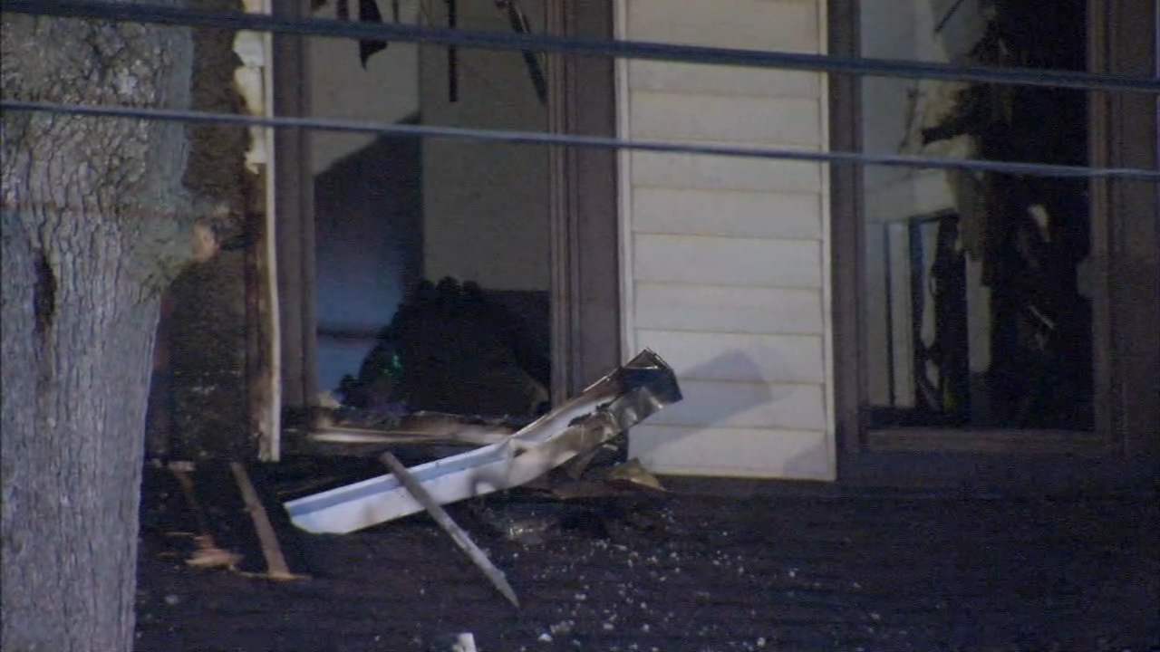 Firefighters place Aldan house fire under control