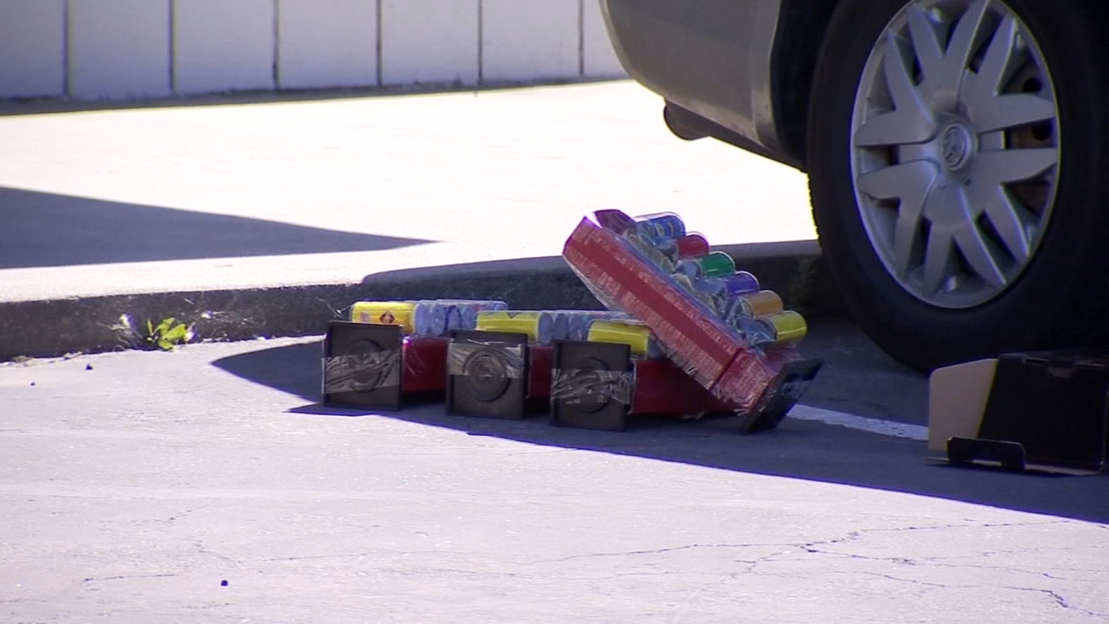 Undercover officers cracking down on illegal fireworks - ABC30 Fresno