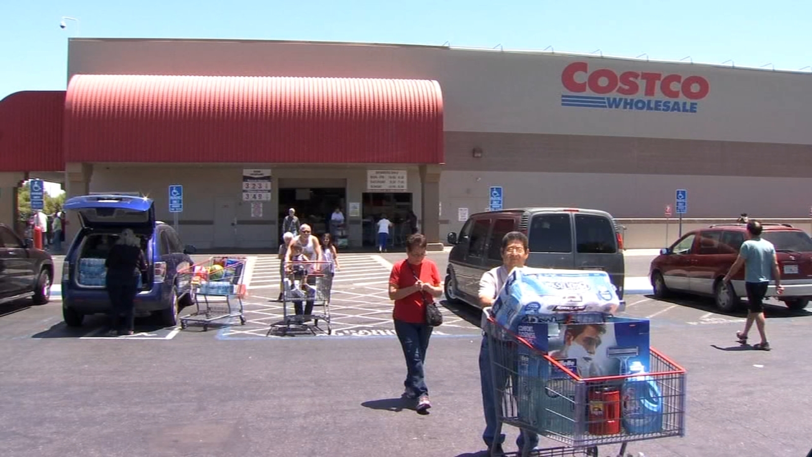 Clovis approves plans for bigger Costco store across from Sierra Vista