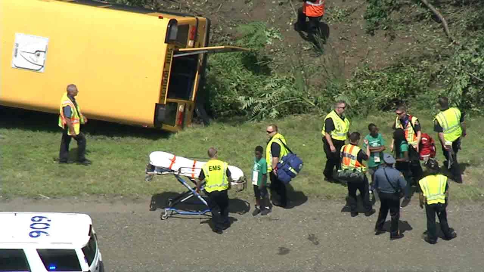 16 hurt when school bus overturns on New Jersey Turnpike - ABC7 San ...