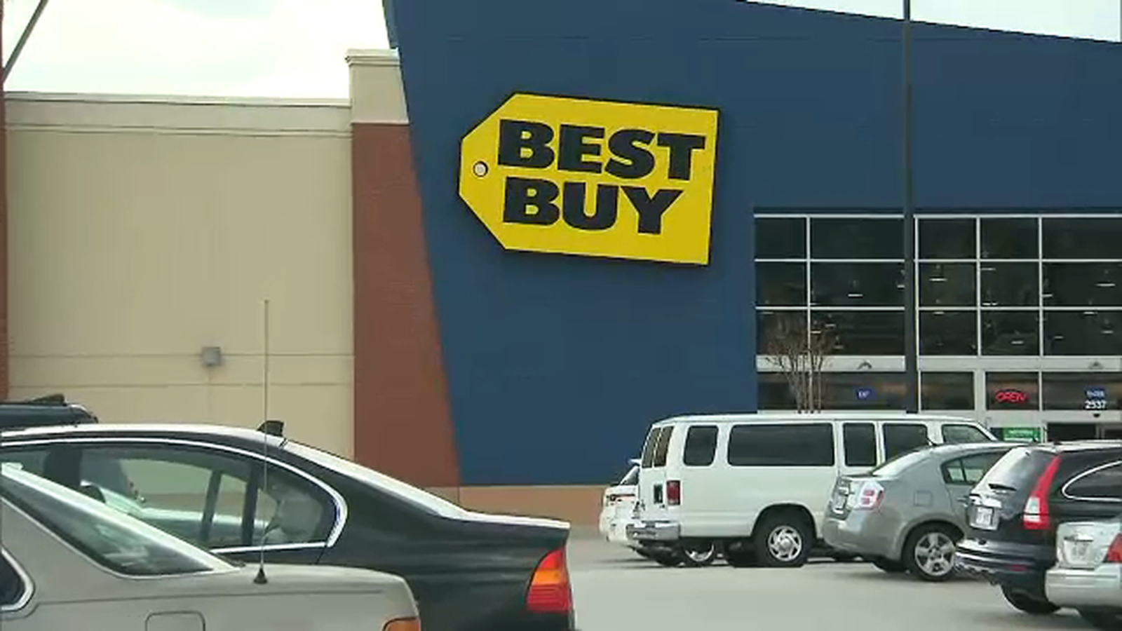 Best Buy to stop selling CDs amid drop in sales, report says ABC7 New