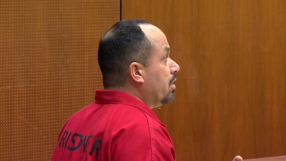 Man accused of shooting at random cars will stand trial