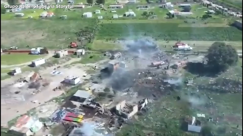 Fireworks explosion kills 19, injures 31 near Mexico City