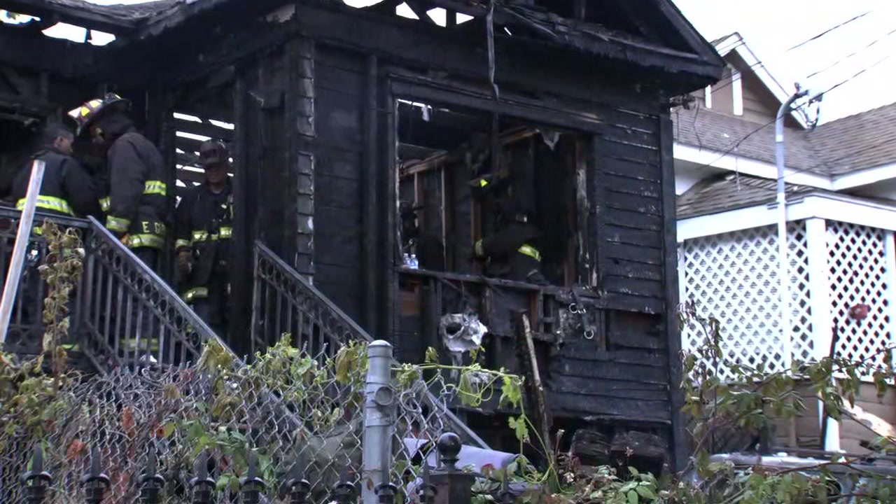 6 displaced, dog killed after fire at East Oakland home