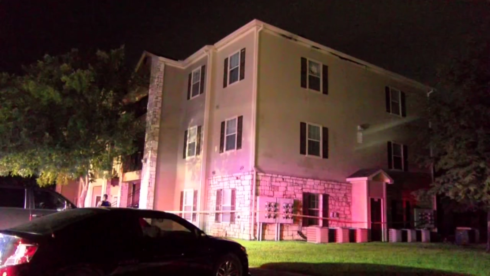 Apartment complex damaged and 2 firefighters injured while assisting