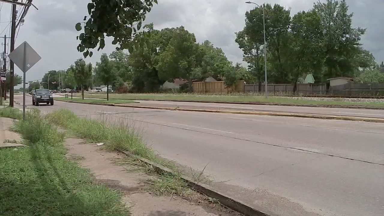 Three women sexually assaulted while working at southeast Houston taco truck