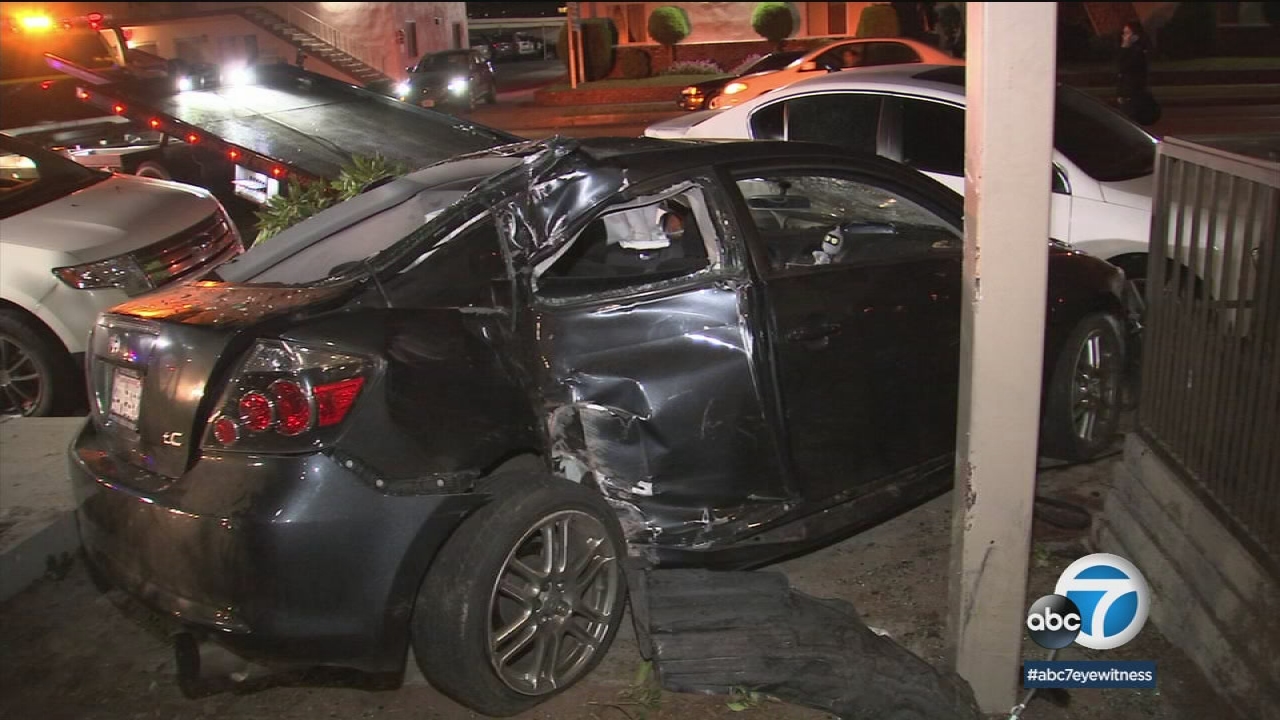 Driver, 4 pedestrians hurt in crash outside Bellflower bars