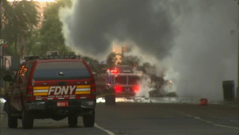 Steampipe explosion closes streets in Flatiron District