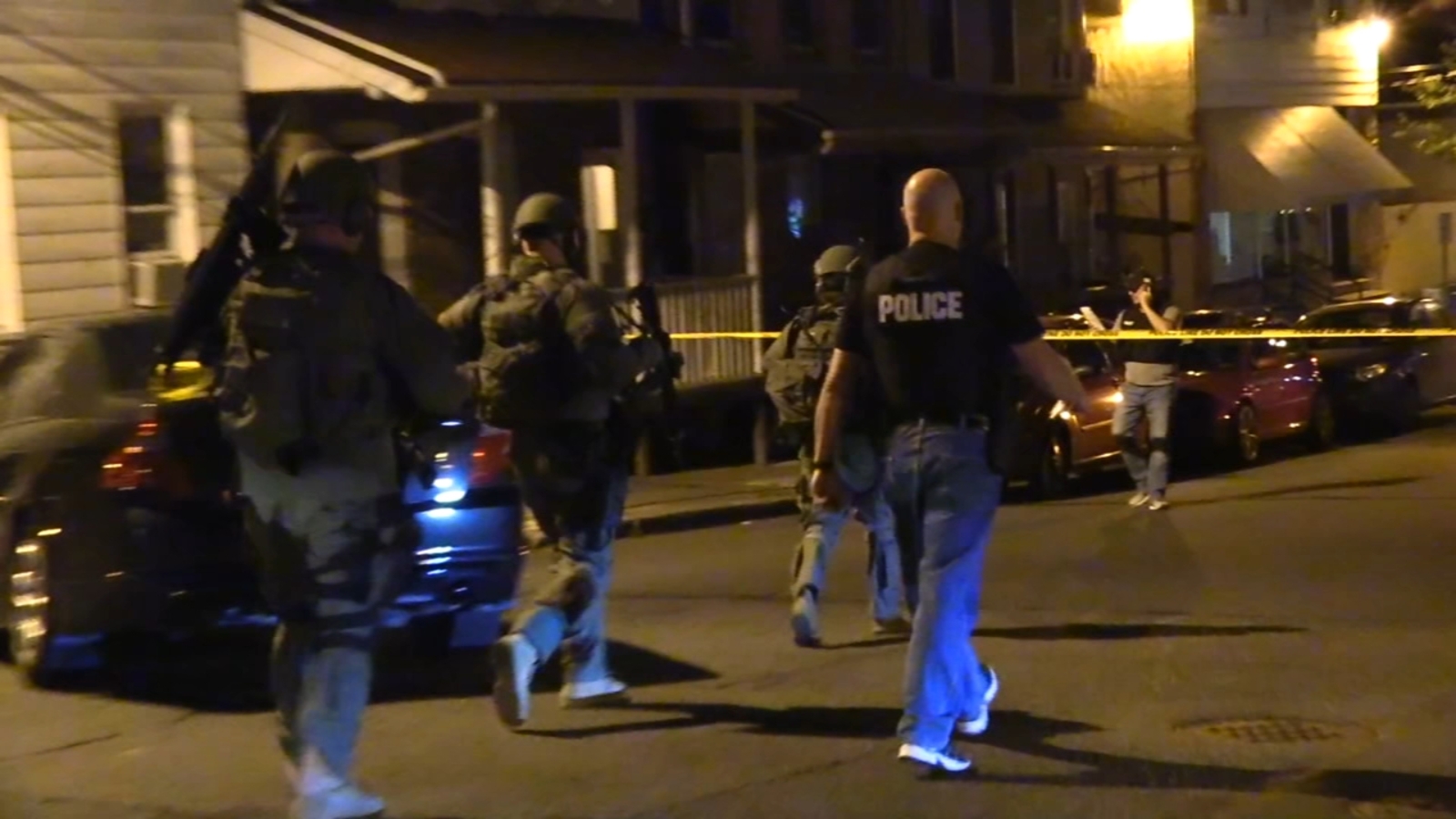 Police Machetewielding man subdued after standoff at Easton