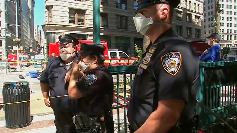 People affected by steam pipe explosion in Flatiron District give their reactions