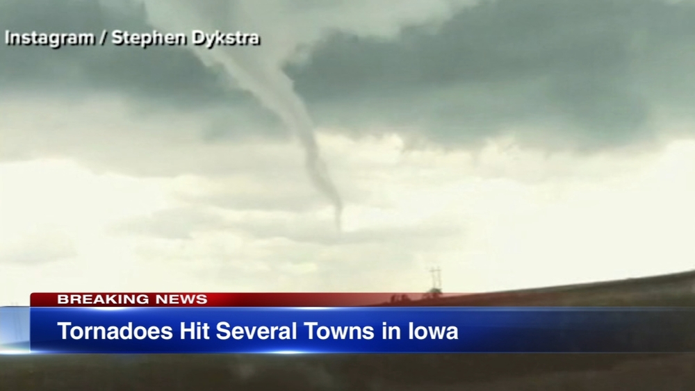 Tornadoes rip through Iowa