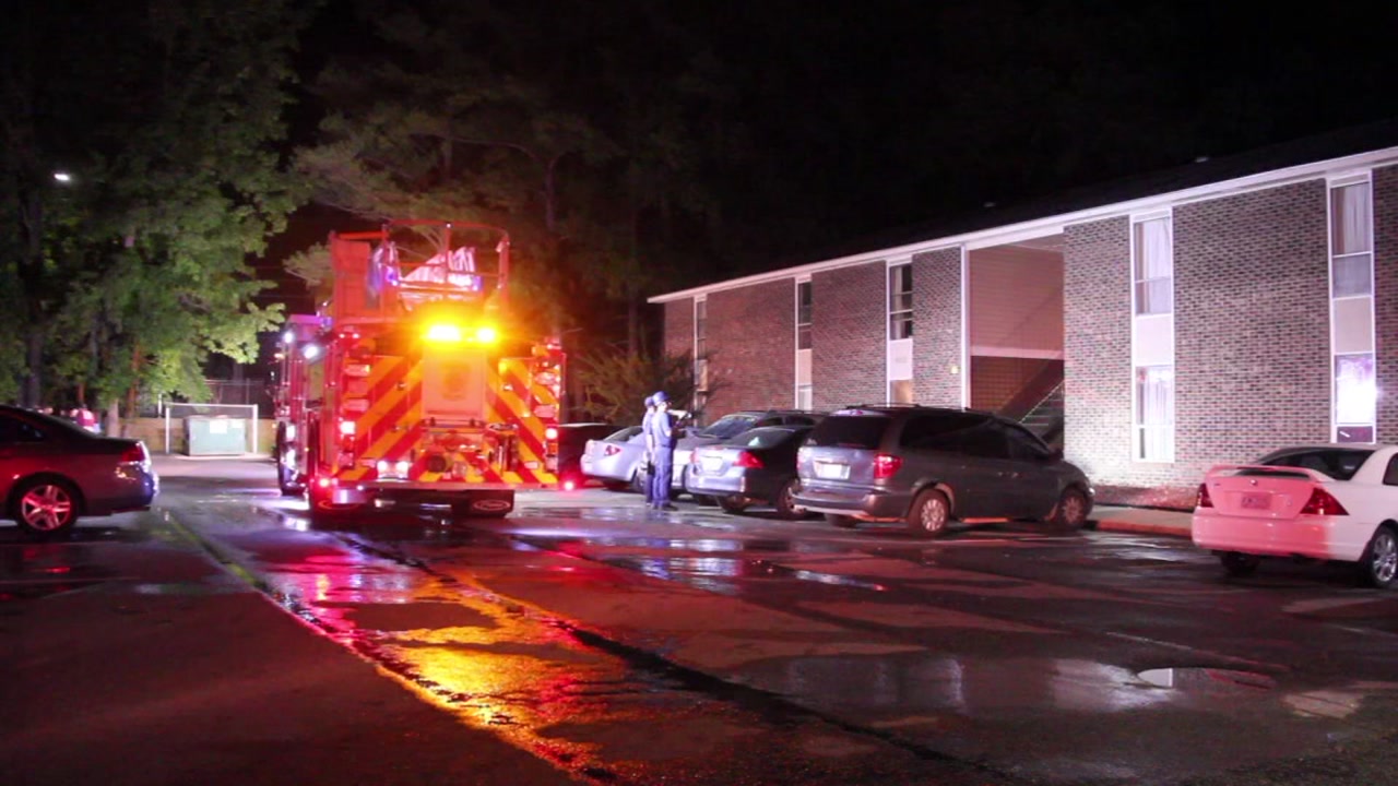 3 kids, 4 adults displaced after fire at Fayetteville home