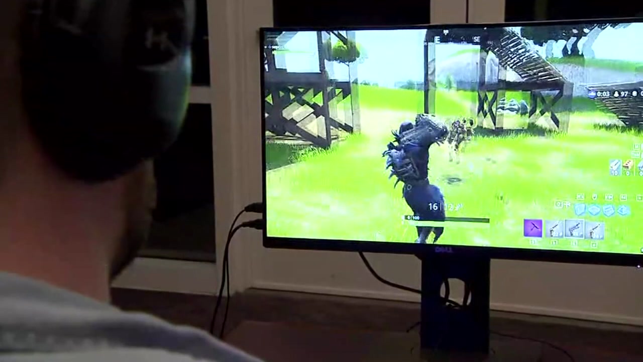 Fortnite hack abc news