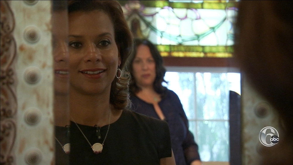 Laura J Designs takes wedding jewelry up a notch | FYI Philly