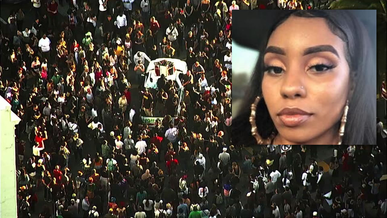 Emotional vigil turns into passionate march for BART stabbing victim in Oakland