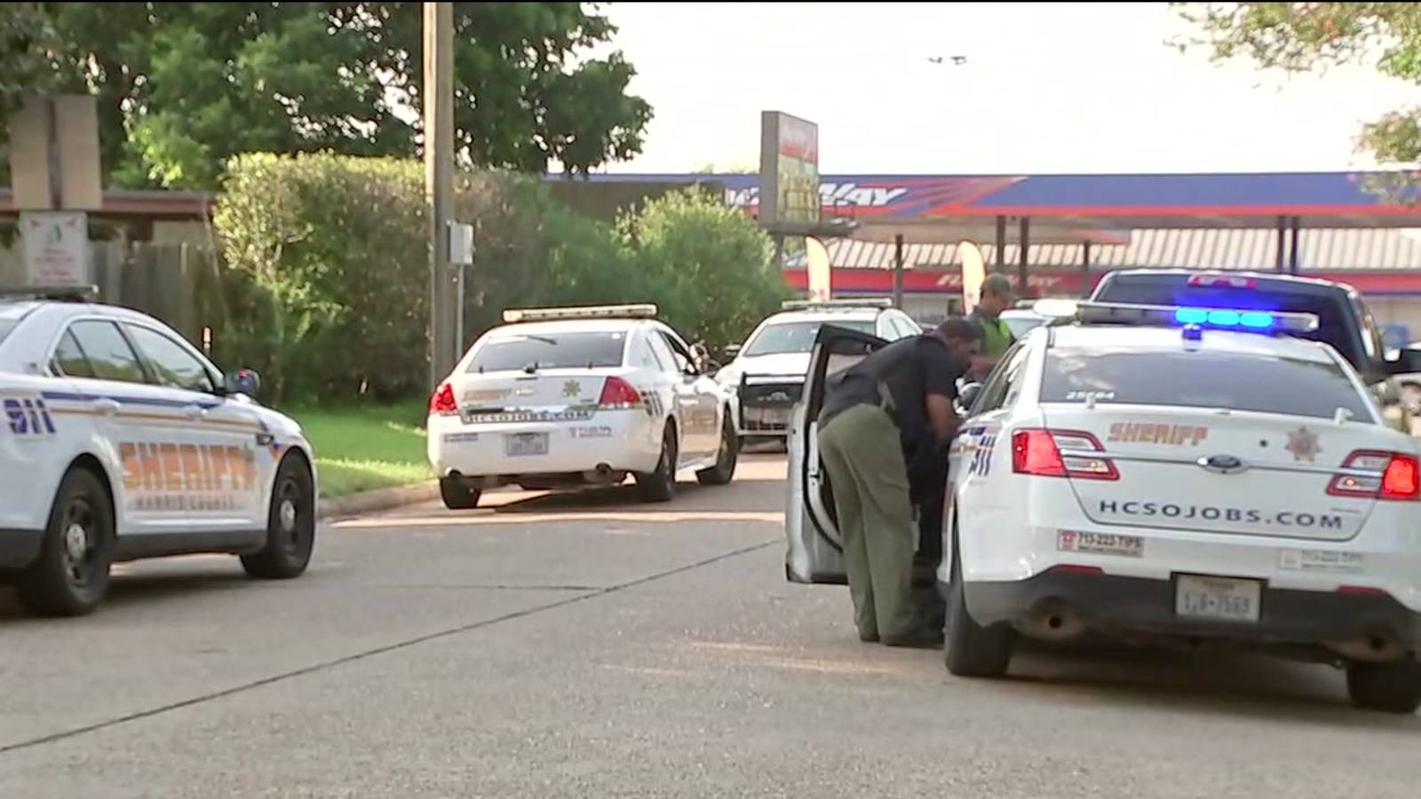 5 robbery suspects arrested after chase and search in north Harris ...