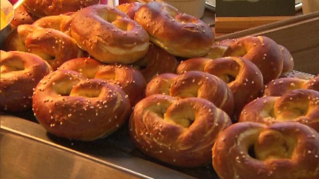 Free pretzels at Auntie Anne's