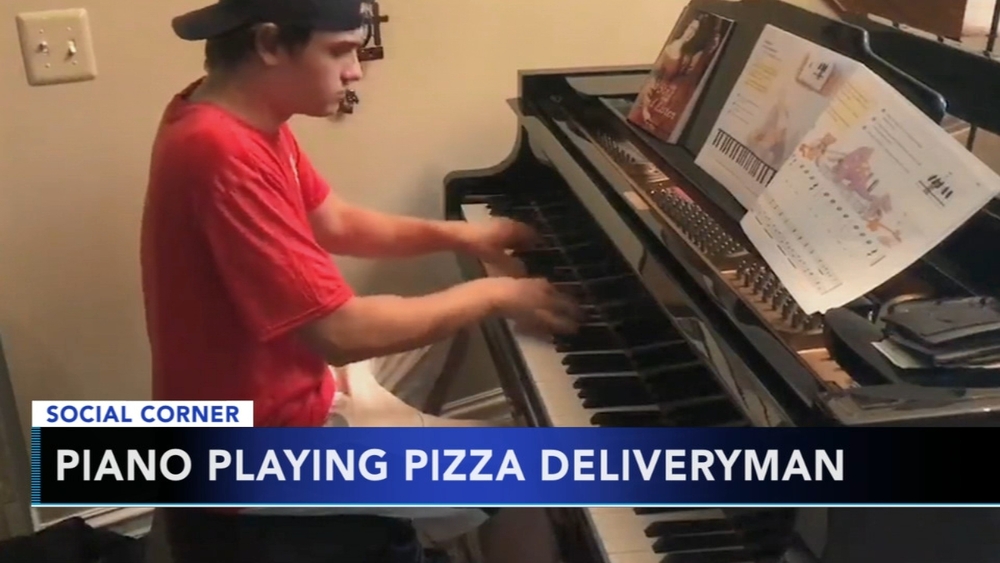 Piano playing pizza deliveryman goes viral after showing off amazing talent