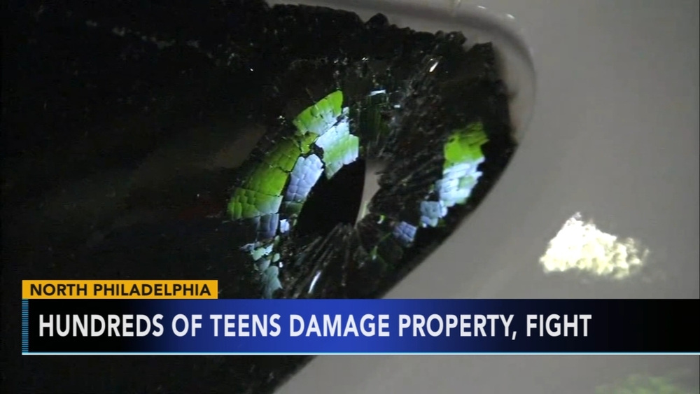 Hundreds of teens crowd North Philly street