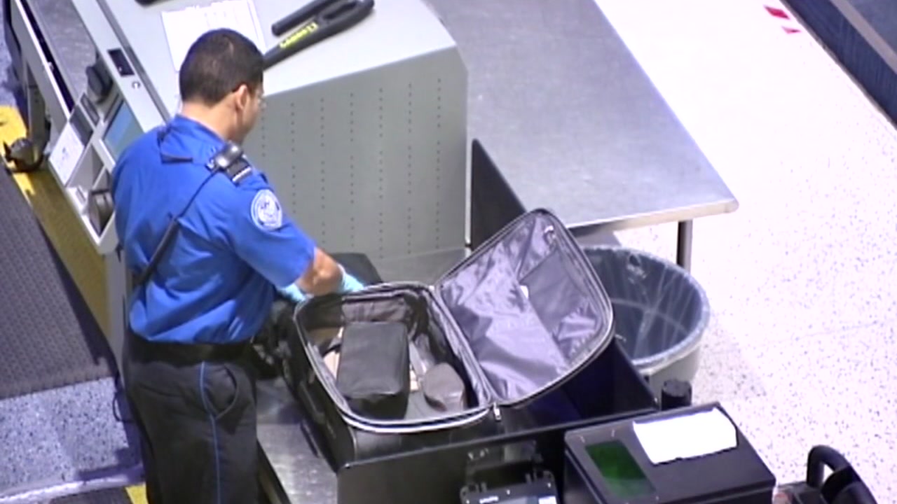 New scanner could change the way you travel at Hobby Airport