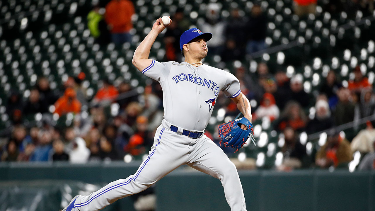 Astros acquire Roberto Osuna from Blue Jays