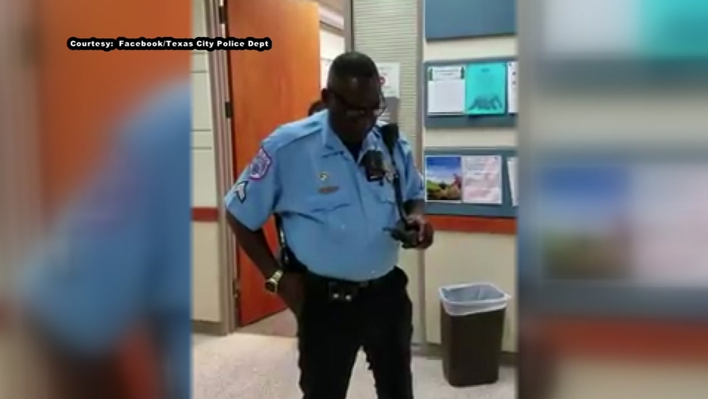 Texas City PD pays tribute to retiring officer