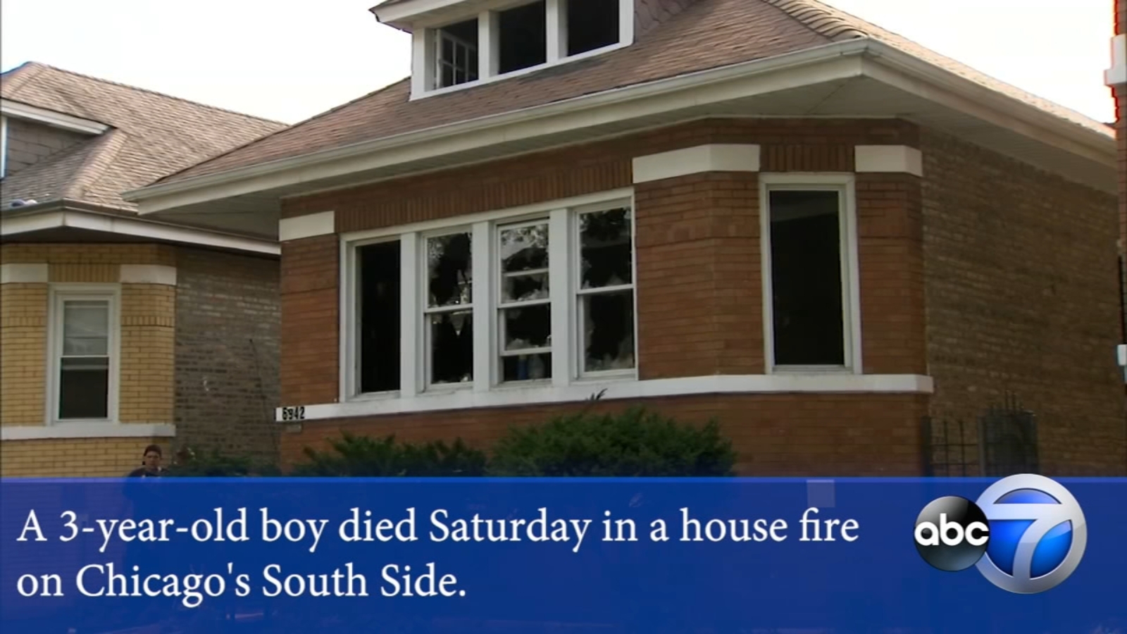 Boy, 3, dies after being pulled from South Side house fire - ABC7 Chicago