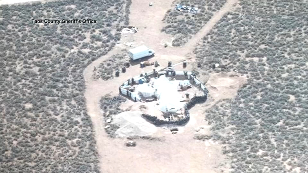 Message led to discovery of 11 kids in New Mexico compound