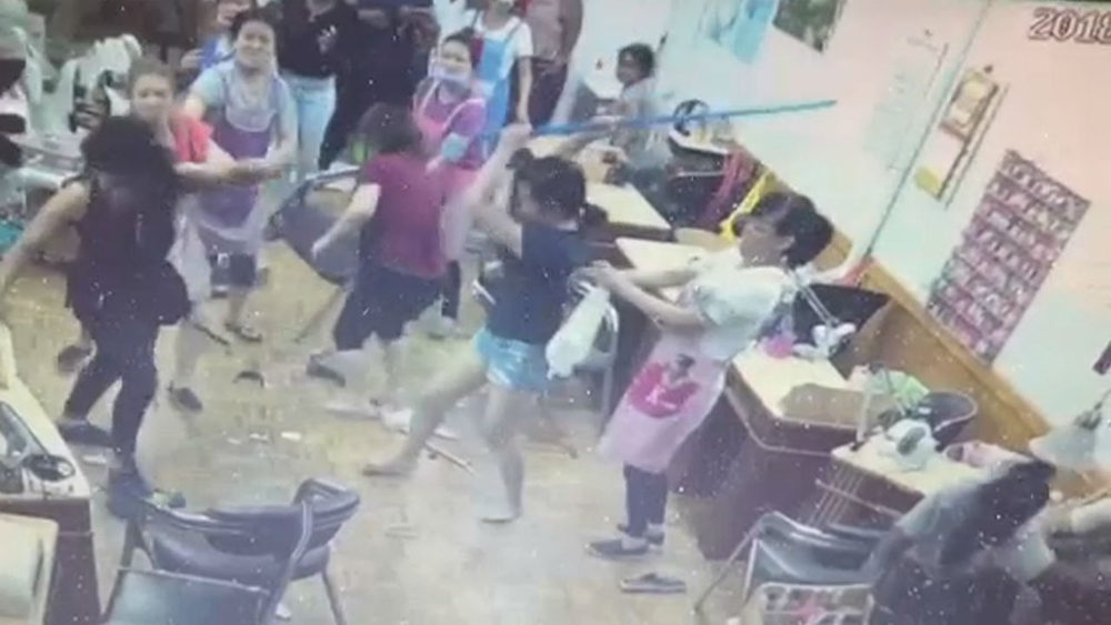 Brawl at nail salon in Brooklyn