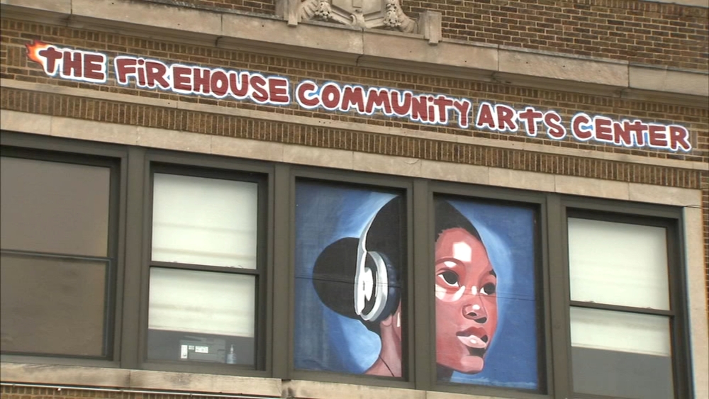Community programs aim to interrupt Chicago violence