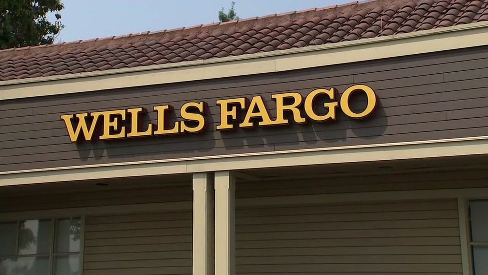 Bank customers describe 'happy' environment after employees win Mega Millions