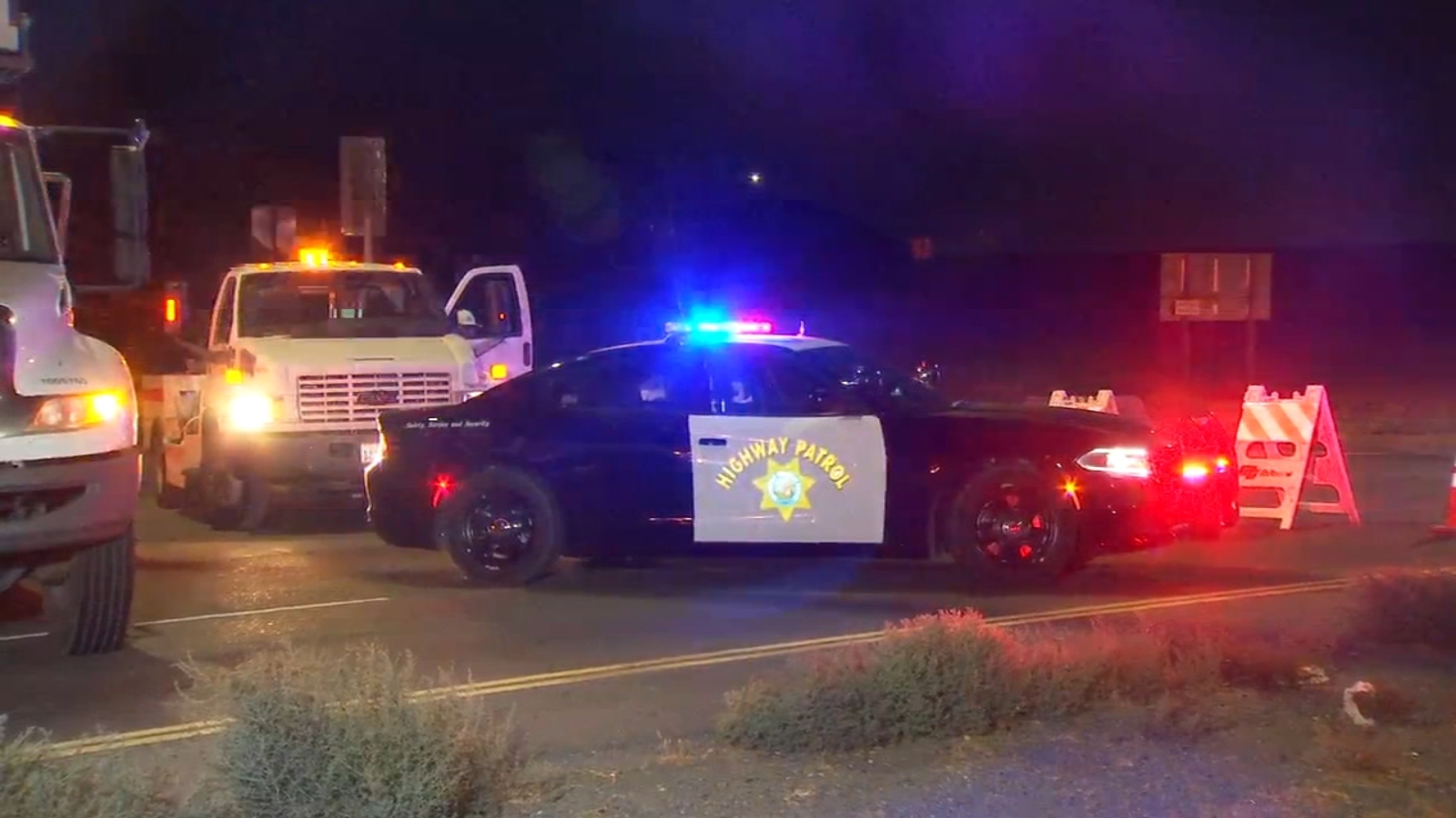 Large grass fire burns 3,000 acres near Kettleman City, Highway 41