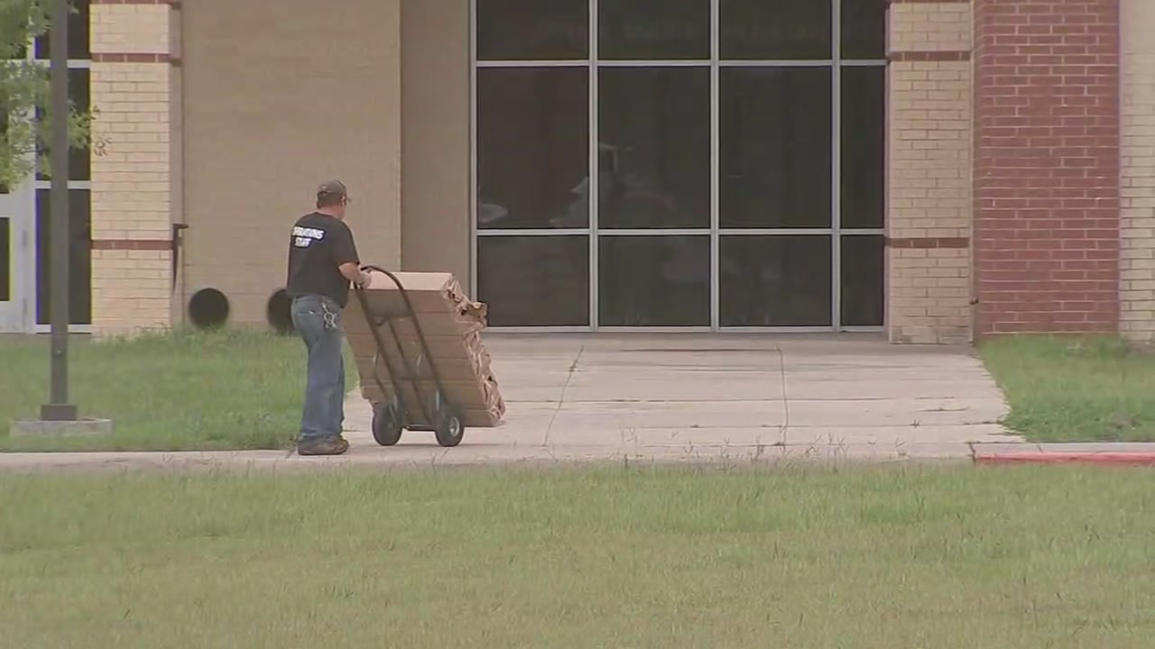 Metal detectors arrive at Santa Fe High School