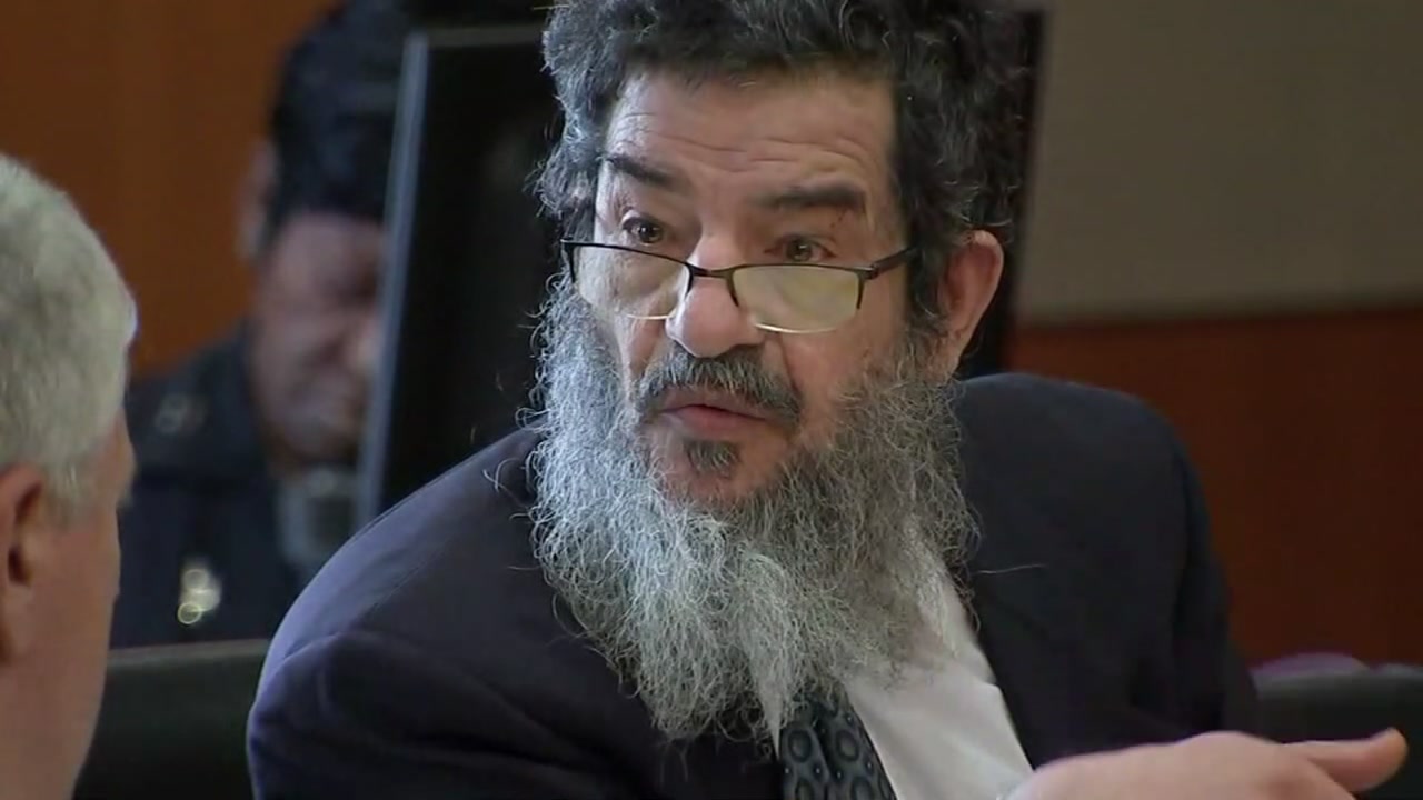 Ali Irsan sentenced to death for the 'honor killings' of his son-in-law and daughter's close friend.