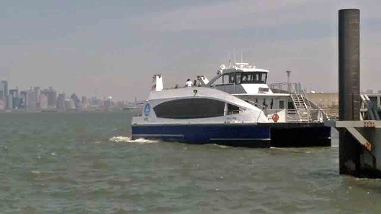 First-ever ferry service launches between Bronx and Manhattan