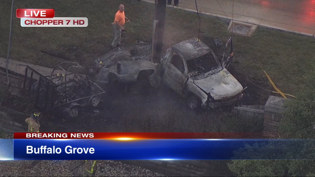 Truck crashes into light pole, catches fire in Buffalo Grove