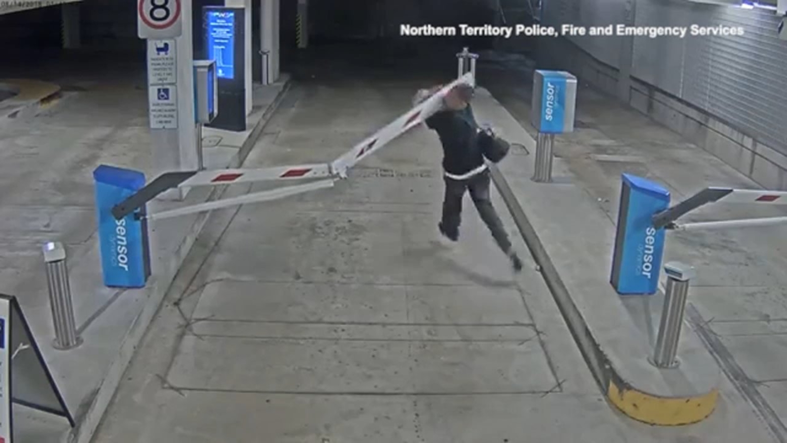 VIDEO Man runs headfirst into parking gate in Australia ABC7 San