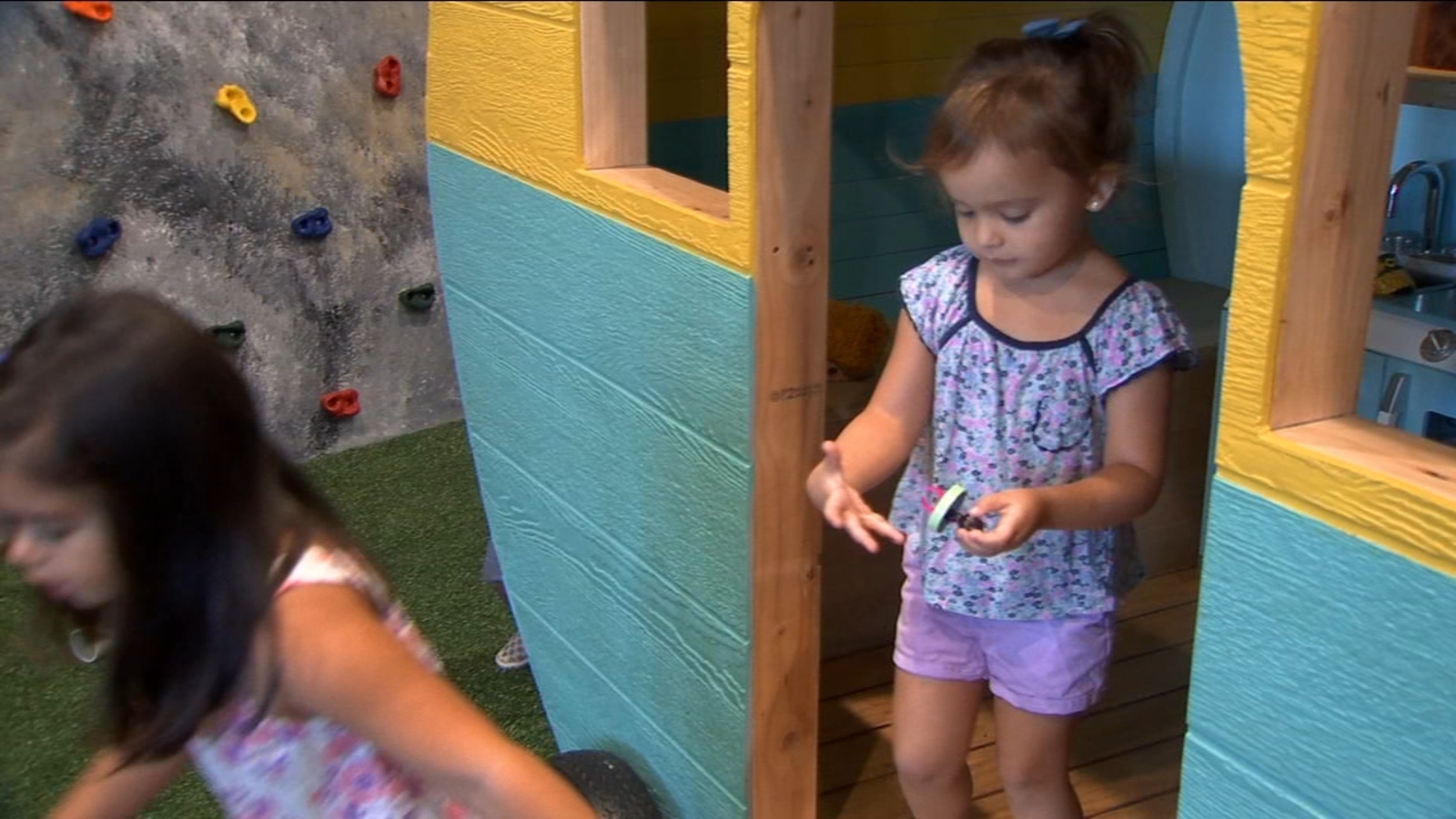 Kingsburg business is making a fun space for kids while providing tasty treats for adults