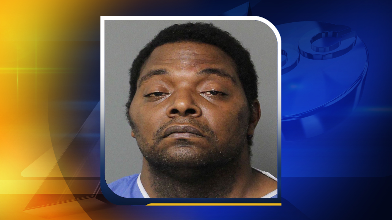 New video shows moments before officers struck man with baton in Raleigh