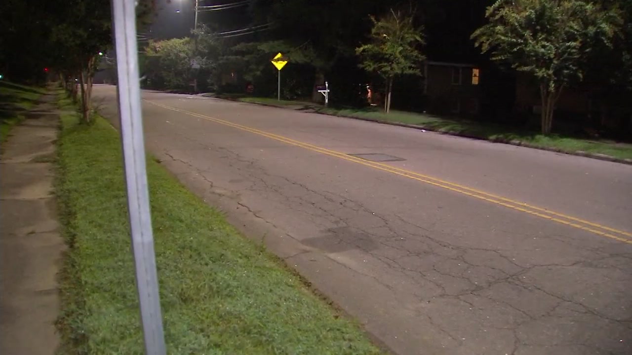 Police investigating woman's body found on side of Raleigh road