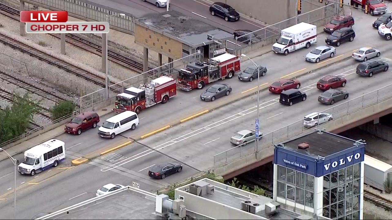 2 armed robbery suspects in custody after chase on I-290, CTA tracks