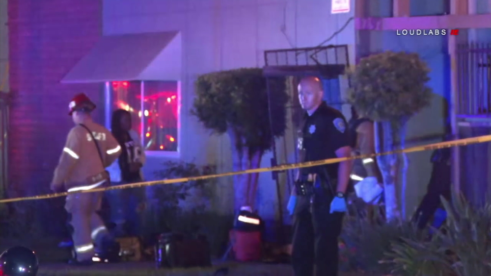 10 people shot, wounded at San Bernardino apartment complex