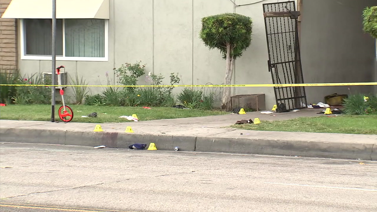 8 people shot, wounded at San Bernardino apartment complex