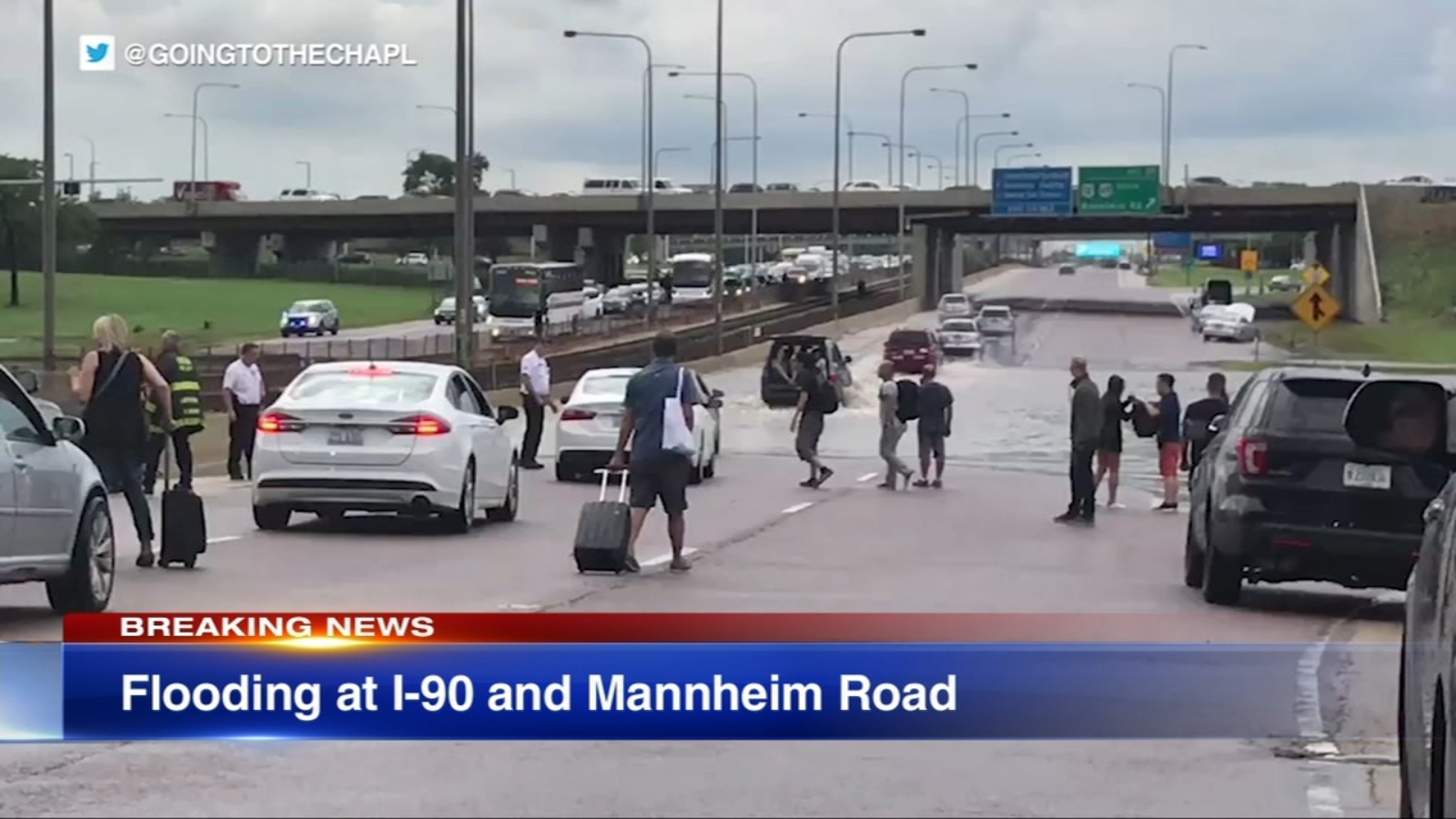Flooding closes roads, delays flights at O'Hare ABC7 Chicago