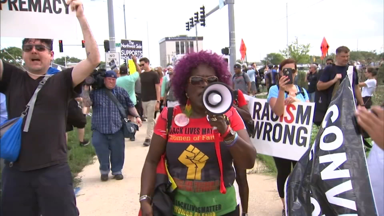12 demonstrators arrested attempting to disrupt traffic on Kennedy near O'Hare