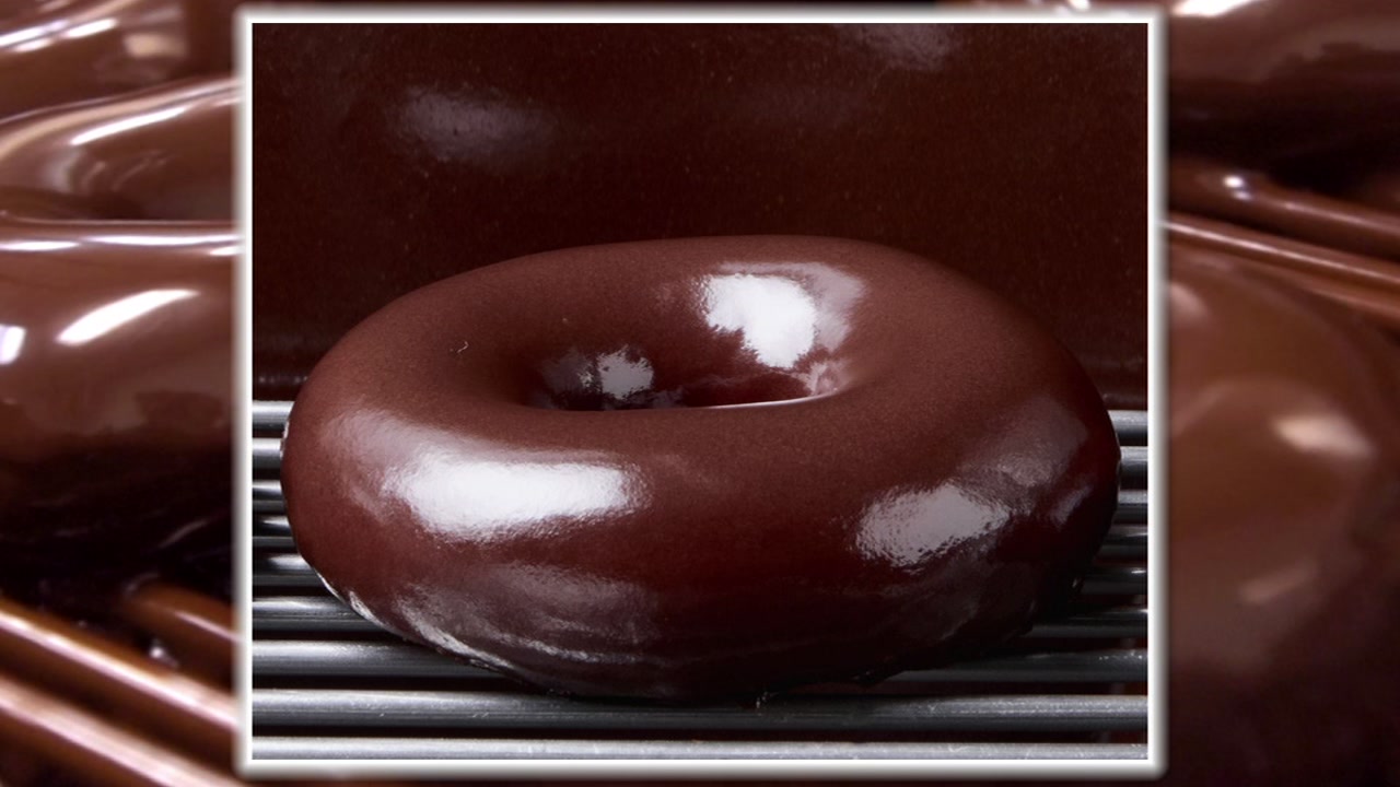 Krispy Kreme bringing back chocolate glazed flavor