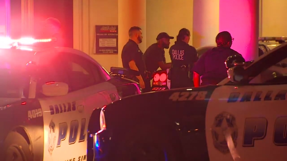 Police: Off-duty Dallas officer fatally shoots man after going into wrong apartment