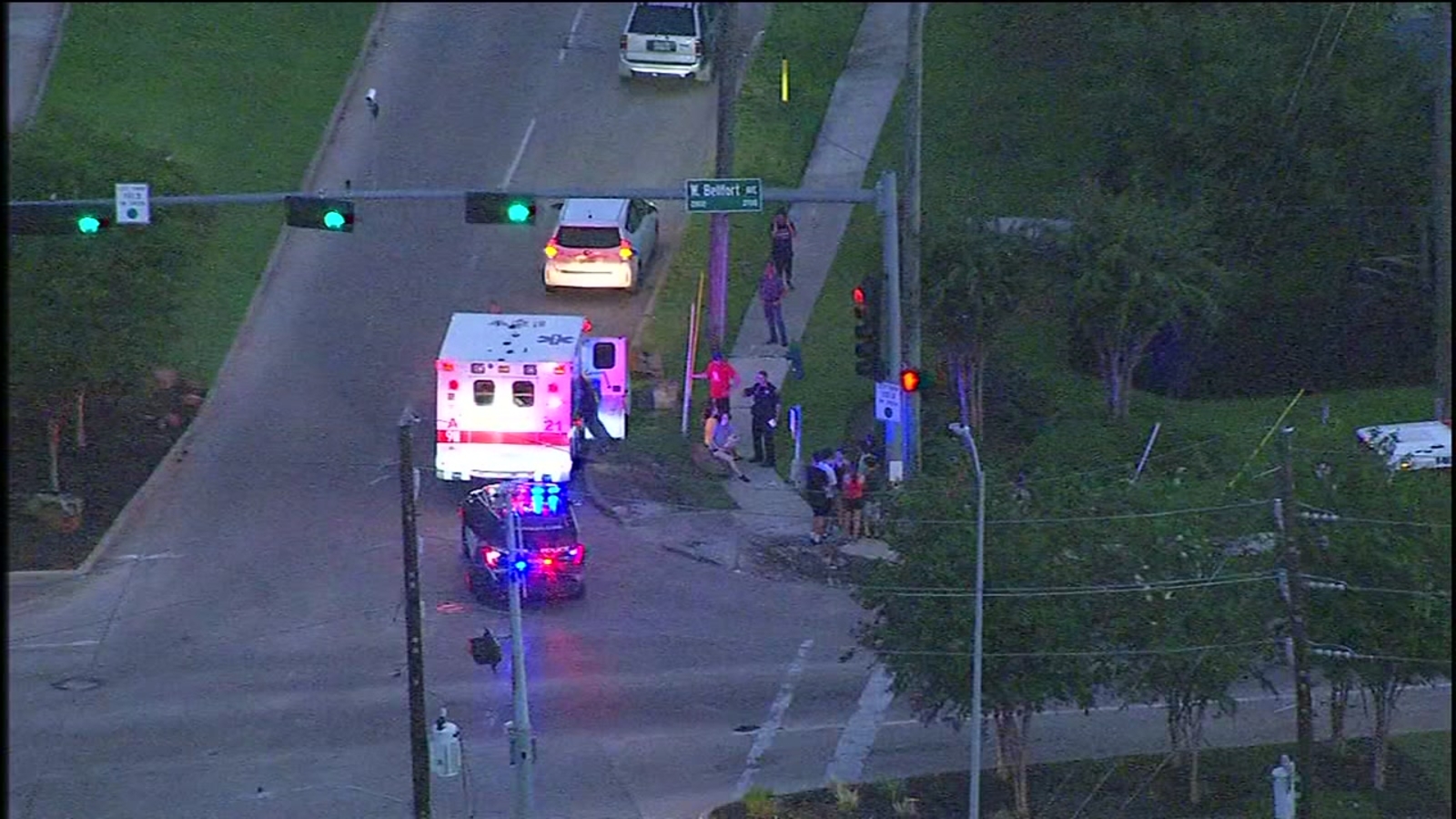 Students struck by car while crossing road in southwest Houston - ABC13 ...