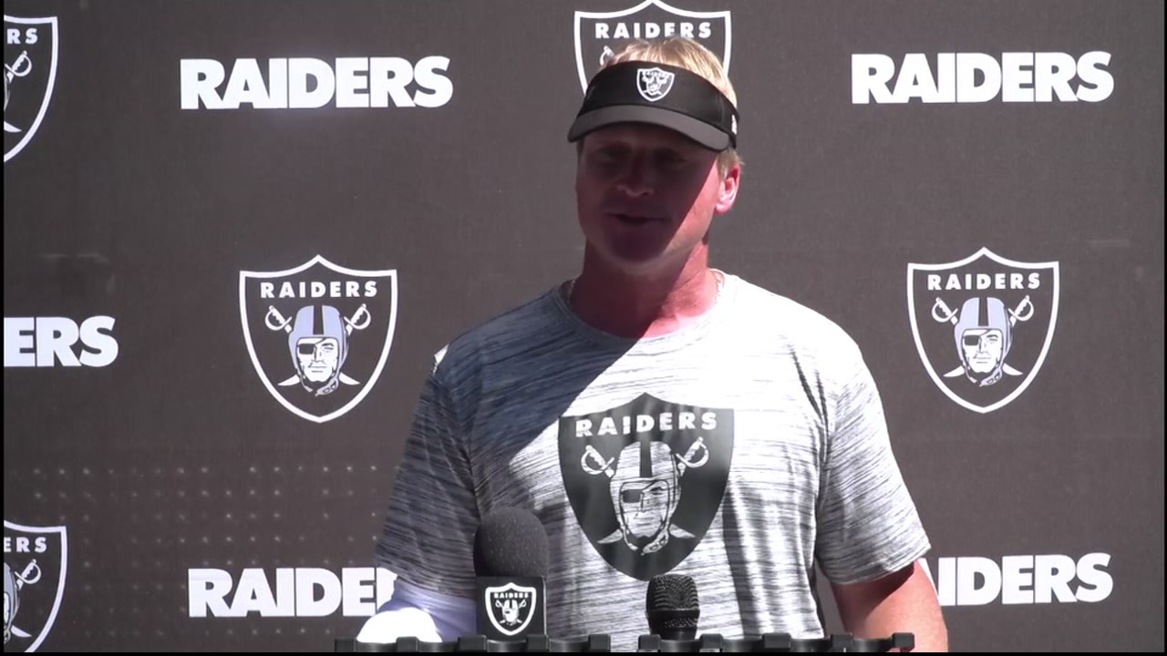 Gruden takes center stage as Raiders set to take on Rams